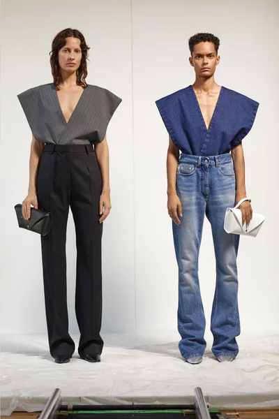 Look 3